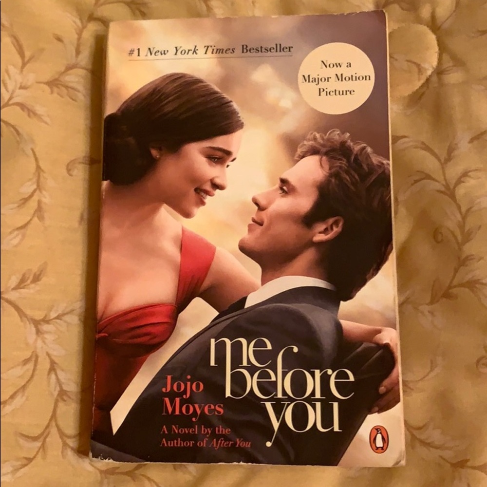 Me Before you book by Jojo Moyes